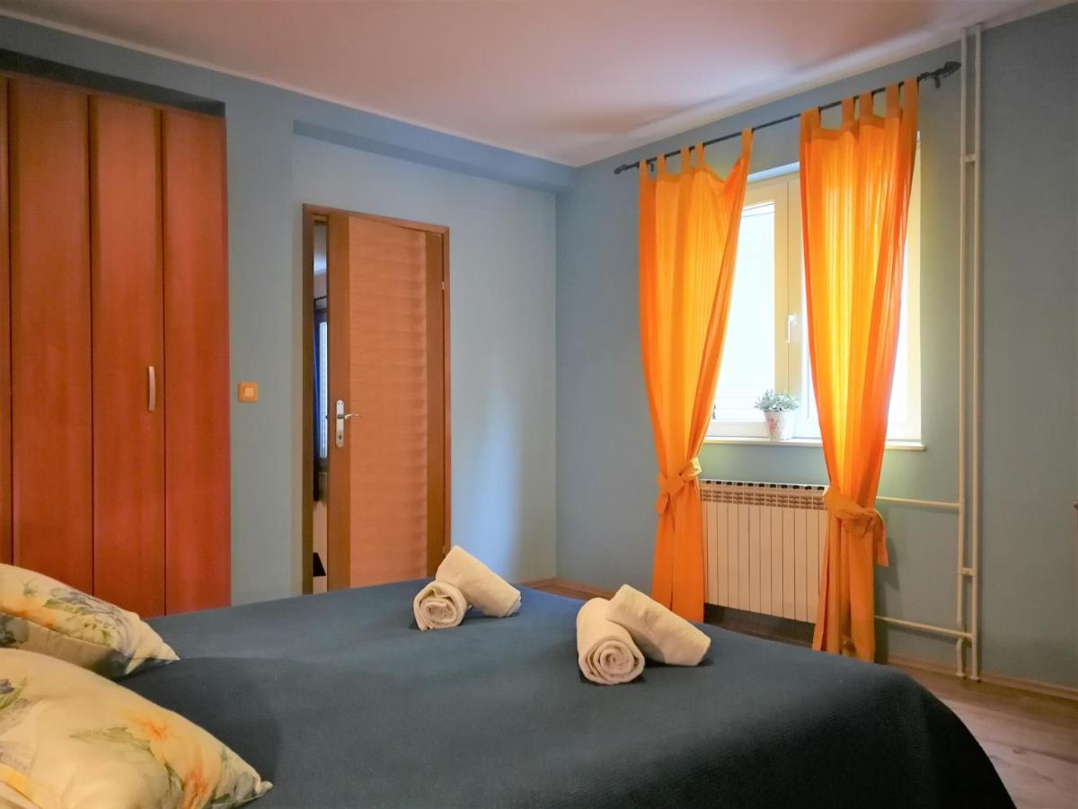 Apartments Bilic With Garden & Swimming Pool - 50M From The Beach Pjescana Uvala Eksteriør bilde